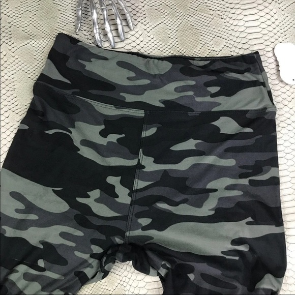 Ultra soft camouflage high waisted leggings - Picture 5 of 6